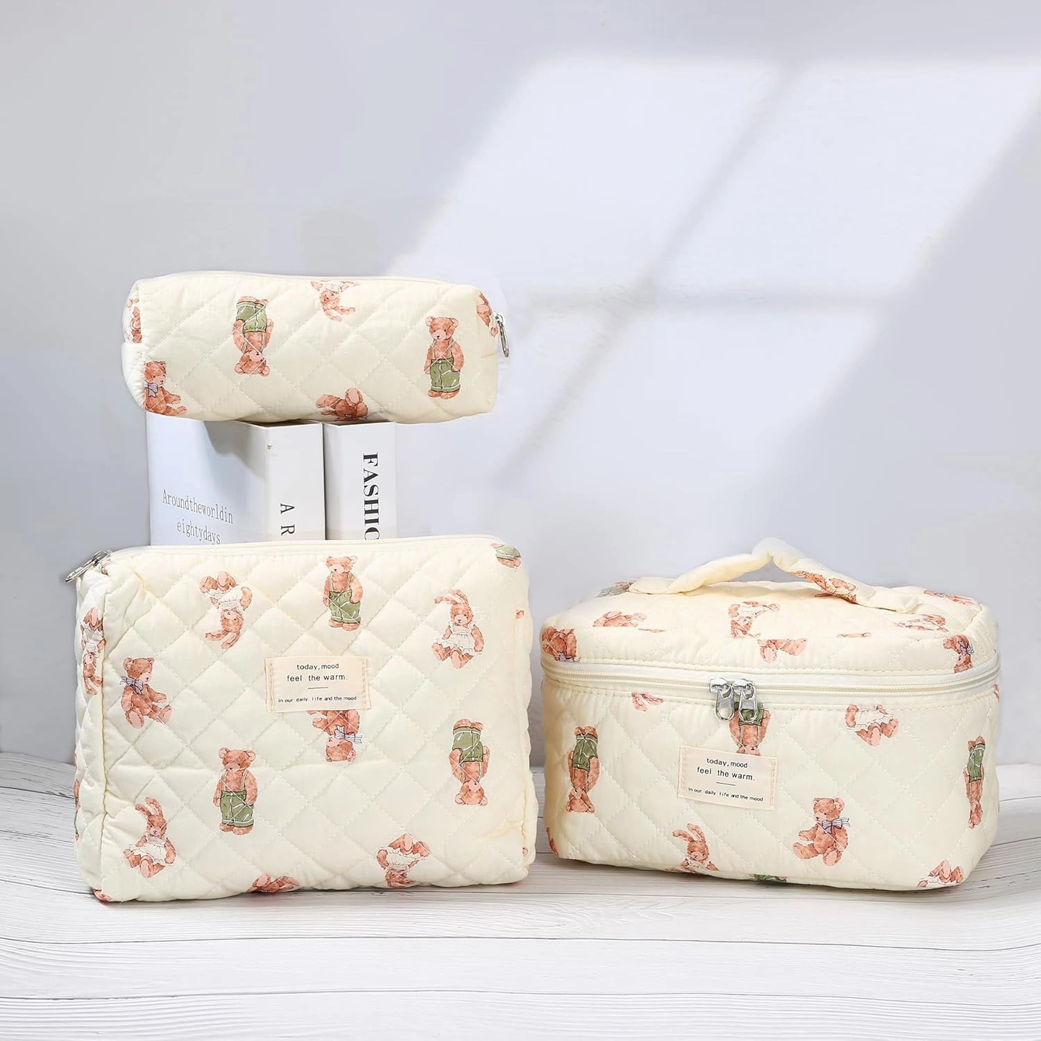 3Pcs Quilted Makeup Bag - Cotton Large Floral Makeup Bag, Travel Cosmetic Bag Cute Flower Aesthetic Floral Toiletry Organizer Bag Set for Women (02White-Bear)
