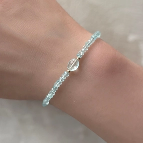 Aquamarine Dainty Bracelet