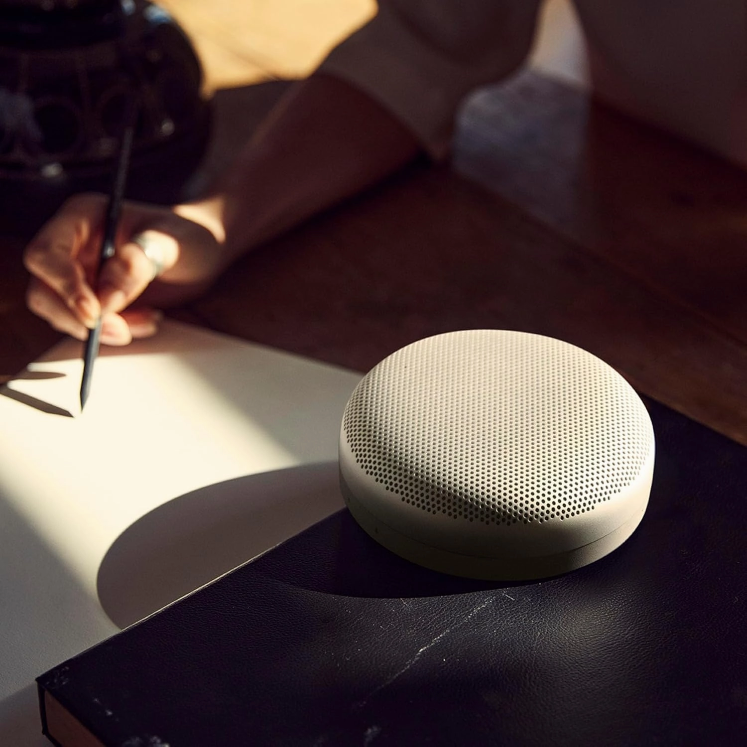 Bang & Olufsen Beosound A1 (2nd Generation) Wireless Portable Waterproof Bluetooth Speaker with Microphone, Grey Mist