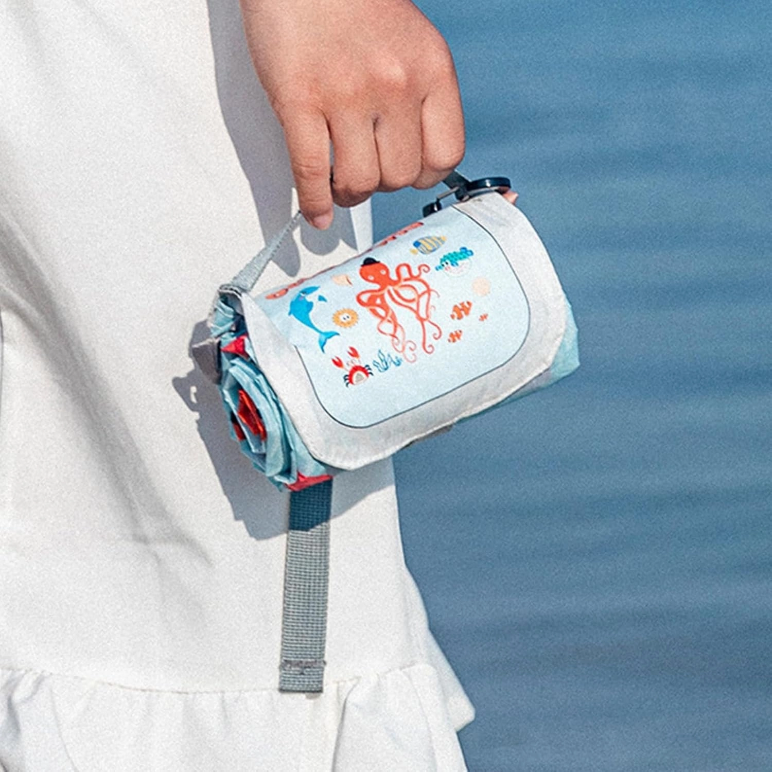 Beach Picnic Blanket,Foldable Beach Blanket - Anti-Moisture Folding Beach Picnic Mat Camping Tent Mat with Ground Nail Inserts