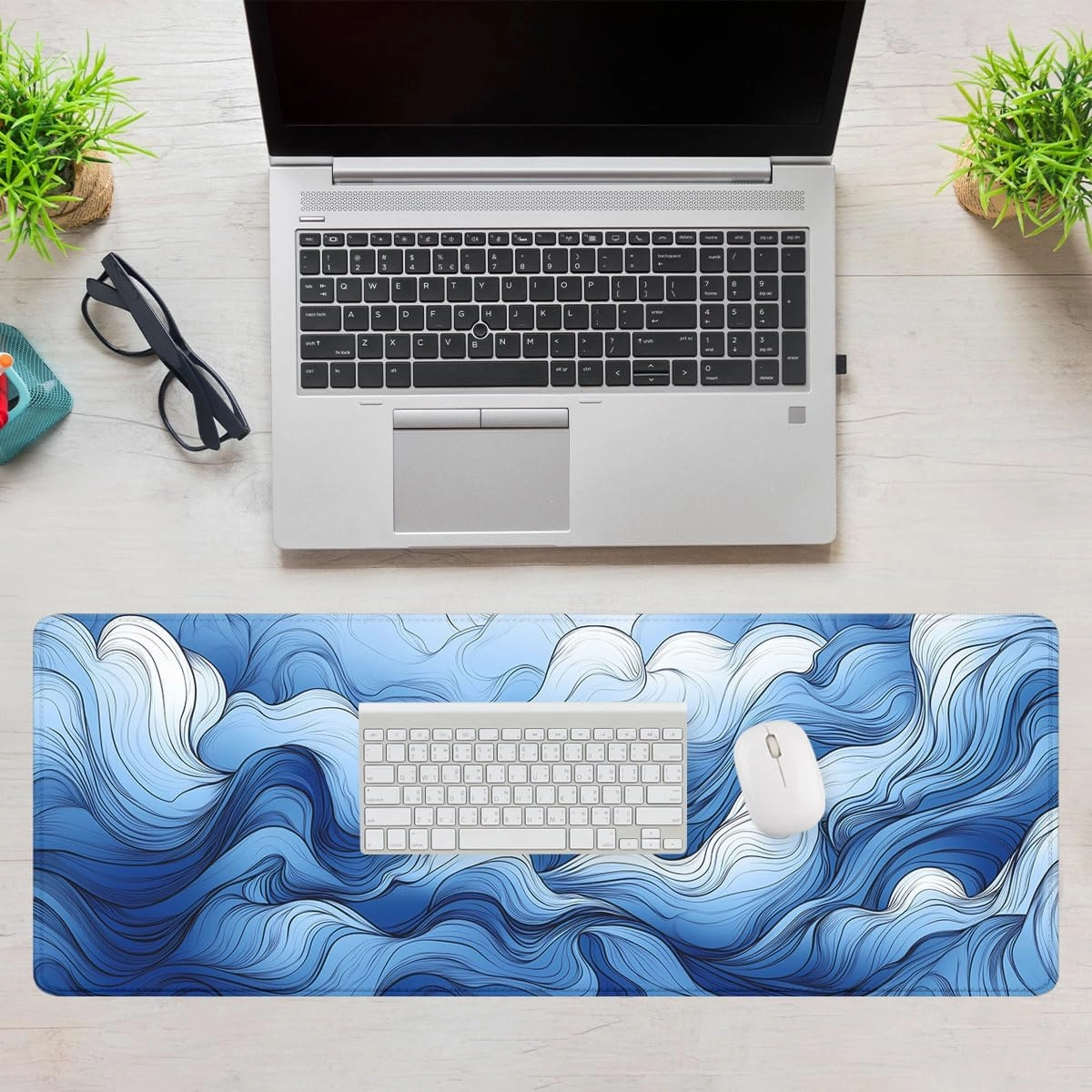 Blue White Sea Waves Desk Pad Mouse Pad Abstract Cloud Fog Art Extended Gaming Mouse Pad Mat with Stitched Edge Non-Slip Base Big Mouse Pad Office Computer Keyboard Laptop Home 31.5"x11.8"