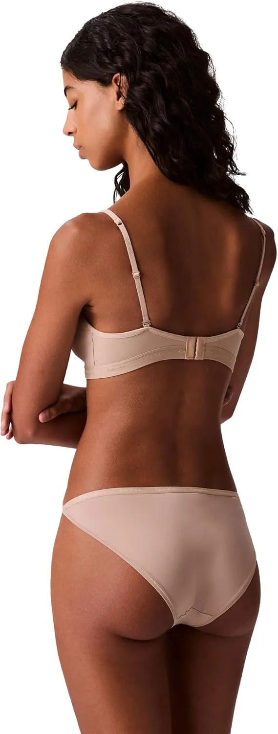 Calvin Klein Women's Form to Body Lightly Lined Triangle Bralette