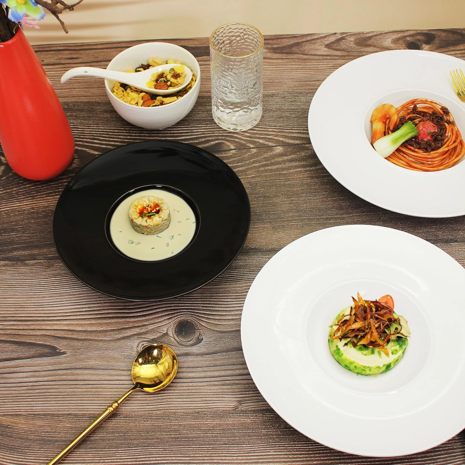 Ceramics Rimmed Soup Bowls 5.1 oz, White 8.5 inch Exquisite small soup plate Set of 4, Pasta plates With Rim is the best choice for hotels, kitchens, fine restaurants and gourmets