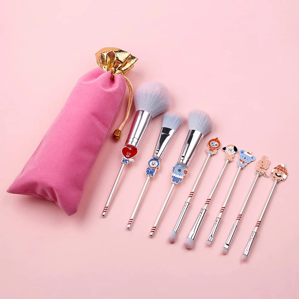 Christmas Makeup Brush Set 8pcs Premium Synthetic Santa Cartoon Makeup Brushes Professional Brushes Set Make up Brush Kit Foundation Powder Blush Eyeshadow Eyebrow Contour concealer Merry Christmas Makeup Brushes Set 15-1