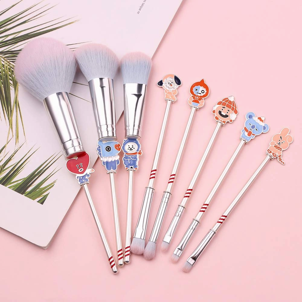 Christmas Makeup Brush Set 8pcs Premium Synthetic Santa Cartoon Makeup Brushes Professional Brushes Set Make up Brush Kit Foundation Powder Blush Eyeshadow Eyebrow Contour concealer Merry Christmas Makeup Brushes Set 15-1