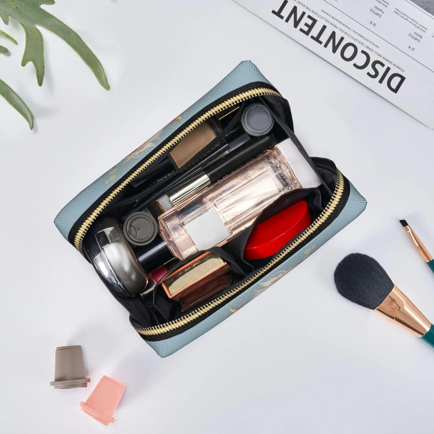 Cute Cow Toiletry Pouch, Travel-Friendly Makeup Organizer For Makeup Brushes, Lipsticks
