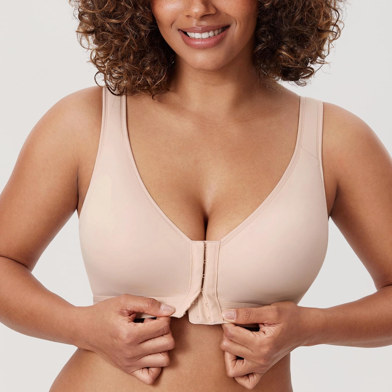 DELIMIRA Women's Natrelax Front Closure Bras Posture Lightly Padded Plus Size Wireless Full Coverage Bra