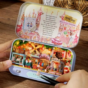 DIY Miniature Wooden Furniture Kit,Handmade Mini Box Theater Model,1:24 Scale Creative Crafts Room Doll House Toys for Home Decoration (Q-009)