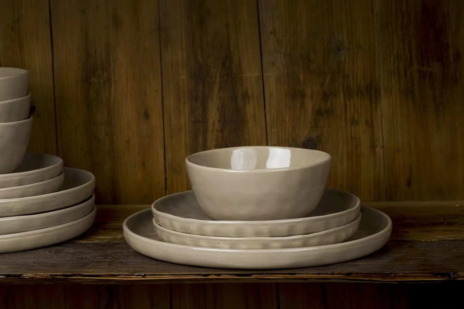 Famiware Mars Plates and Bowls Set, 12 Pieces Dinnerware Sets, Dishes Set for 4, Cinnamon Brown