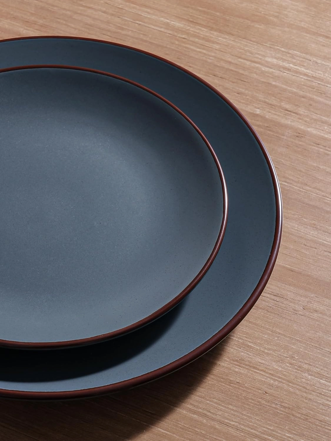 Famiware Venus Ceramic Plates and Bowls Sets, Speckled Dinnerware Dish Sets for 4 (12 Pieces) - Microwave and Dishwasher Safe, Matte Charcoal