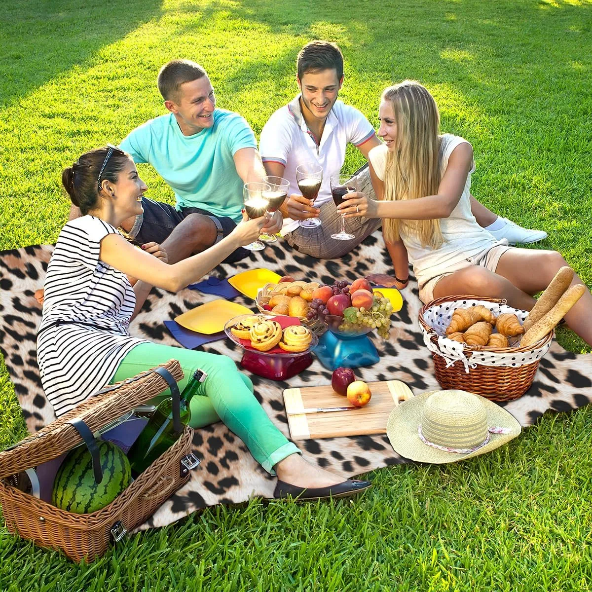 Fashion Leopard Skin Beach Blanket Adults Waterproof Sandproof Large Beach Mat 59”x 68” Compact Lightweight Picnic Blankets Portable Quick Drying Sand Free Mats for Travel Camping Hiking