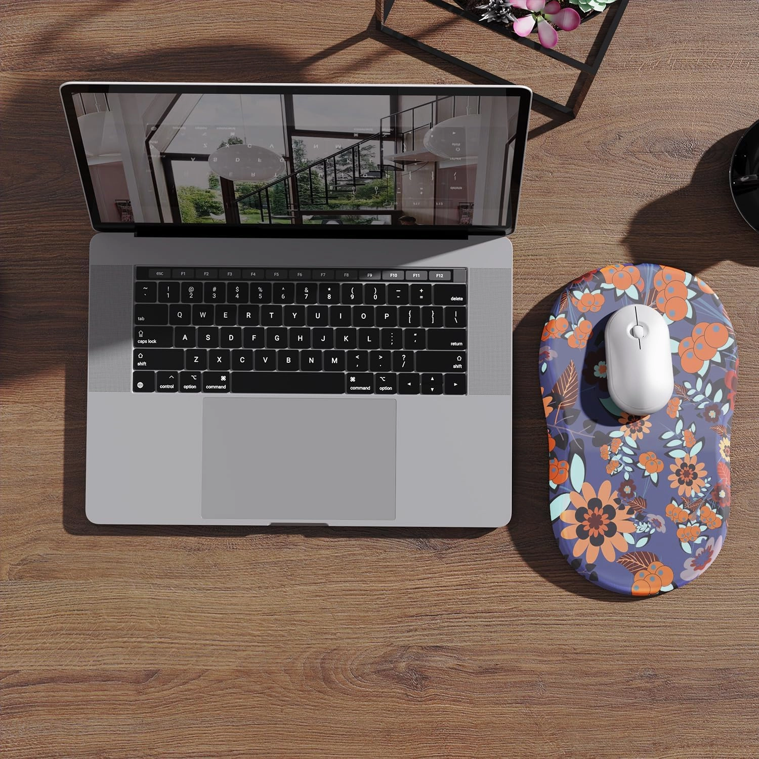 hueilm Ergonomic Mouse Pad Wrist Support,Pain Relief Mouse Pad with Wrist Rest,Entire Memory Foam Mouse Pad with Non-Slip PU Base,Comfortable Mousepad Perfect for Office & Home, 1PCS（Flowers）