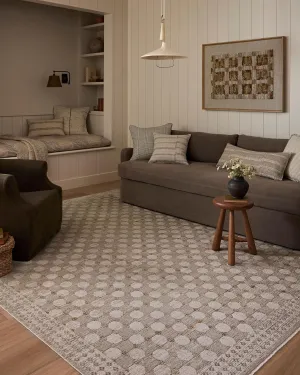 Loloi Amber Lewis Cali Collection CIL-01 Taupe/Natural 6'-7" x 9'-2", .25" Pile Height, Area Rug