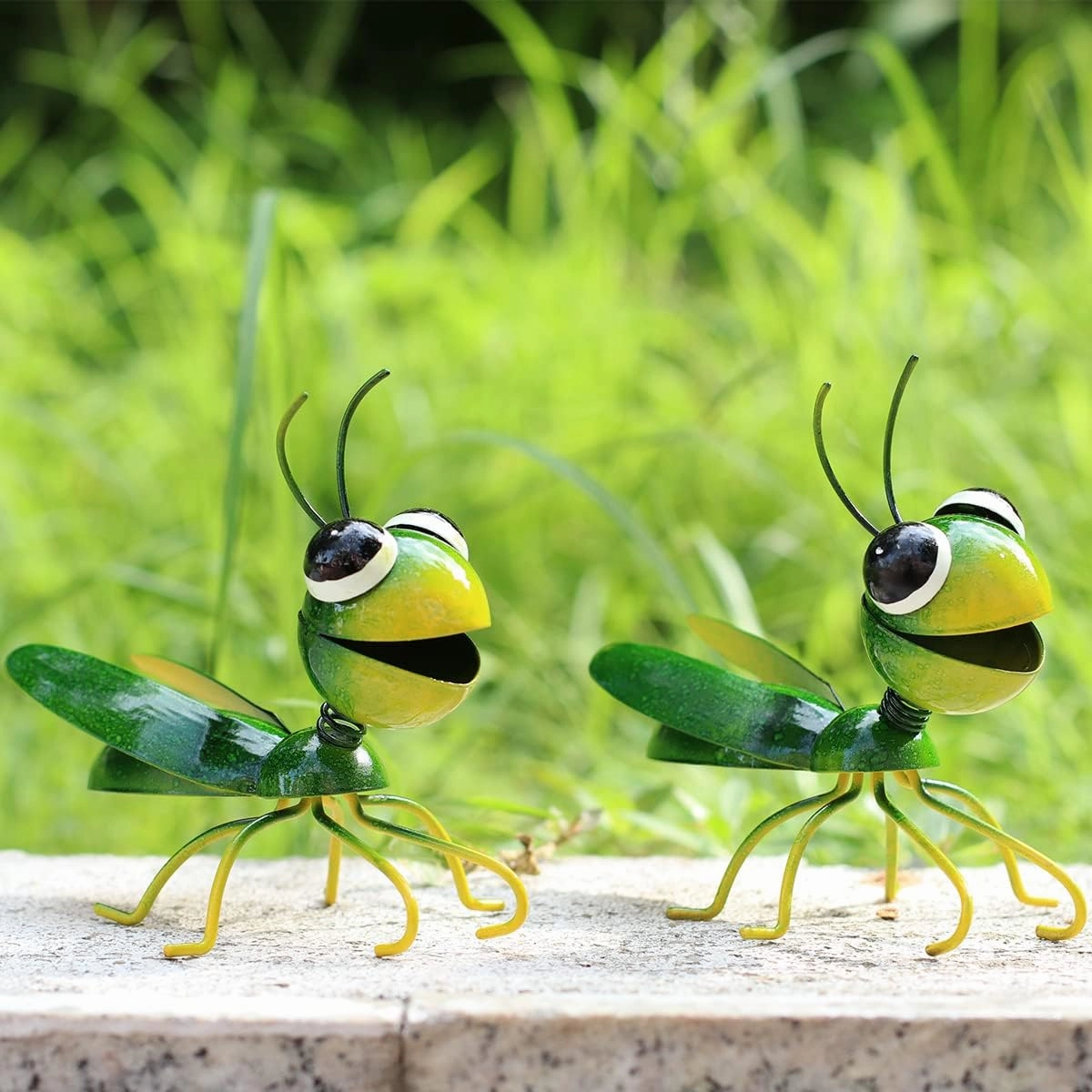 Metal Yard Art Garden Decor Cute Grasshopper Lawn Ornament ​Hanging Wall Sculpture - Set of 2