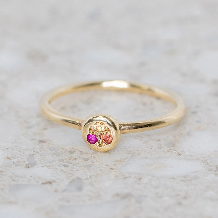 Mini Pebble Ring, Shades Of Sapphires