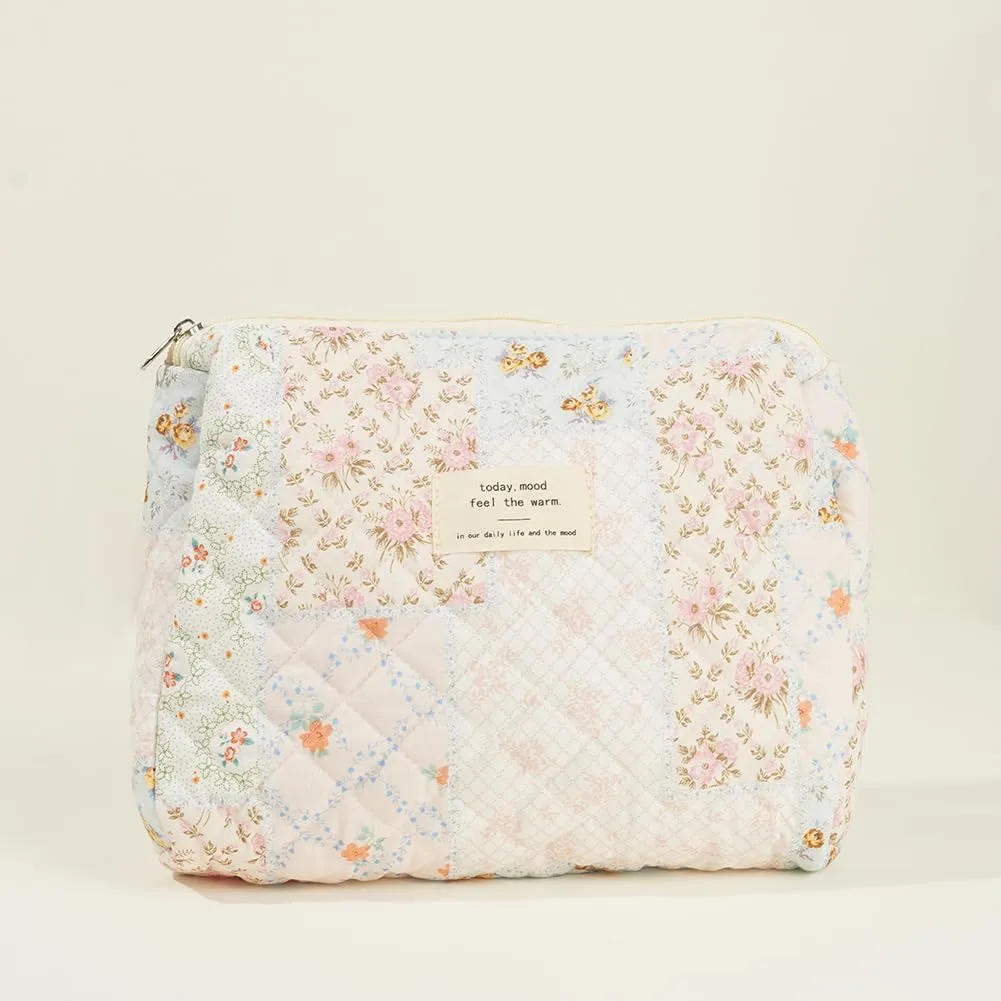 Quilted Makeup Bag Set, Cute Cotton Floral Makeup Bag, Aesthetic Coquette Toiletry Bag, For Travel Toiletry (Bee Flower)