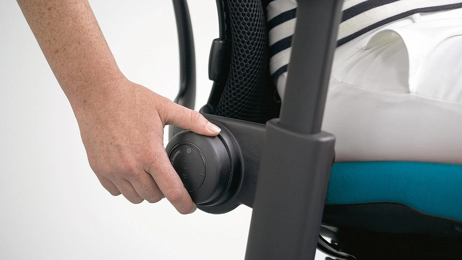 Steelcase Leap Task Chair: Platinum Base - 4D Adjustable Arms - No Headrest - Hard Floor Casters