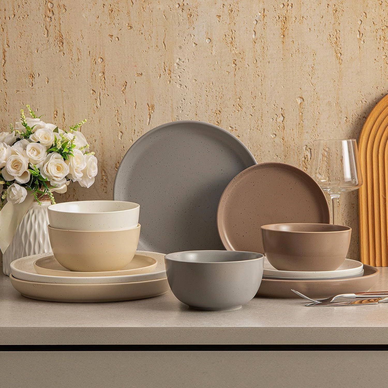 Sweese Dinnerware Sets,12 Pieces Porcelain Round Plates and Bowls Sets, Dishes Set for 4, Chip Scratch Dishwasher Microwave and Oven Safe Dishware Sets, Multi-color
