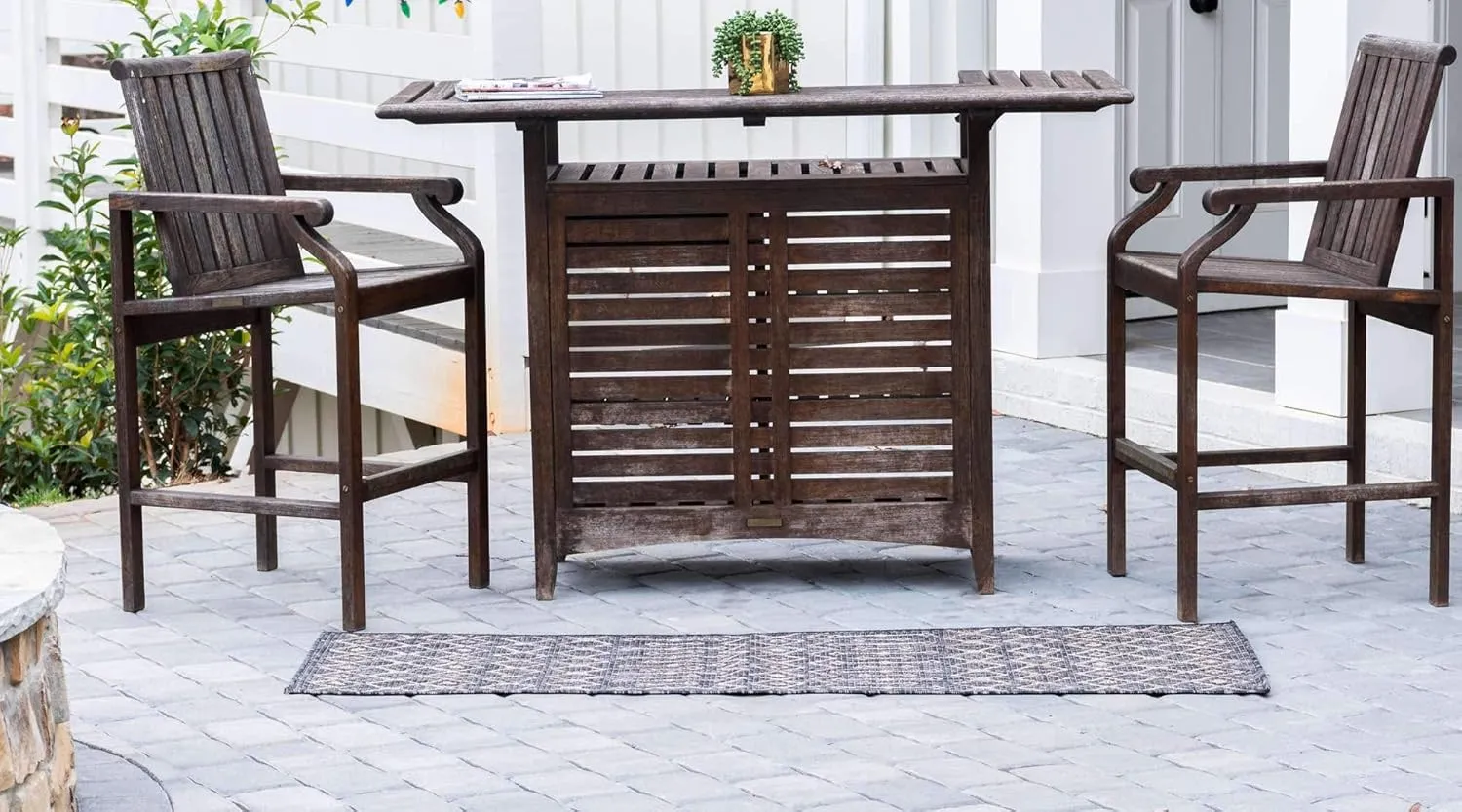 Unique Loom Outdoor Trellis Collection Area Rug - Tribal Trellis (2' x 6' 1" Runner, Charcoal Gray/ Natural)